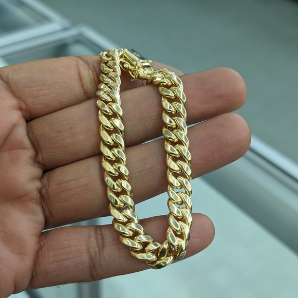 10kt Real Gold Miami Cuban Style Bracelet 8.8mm 7.5 Inches